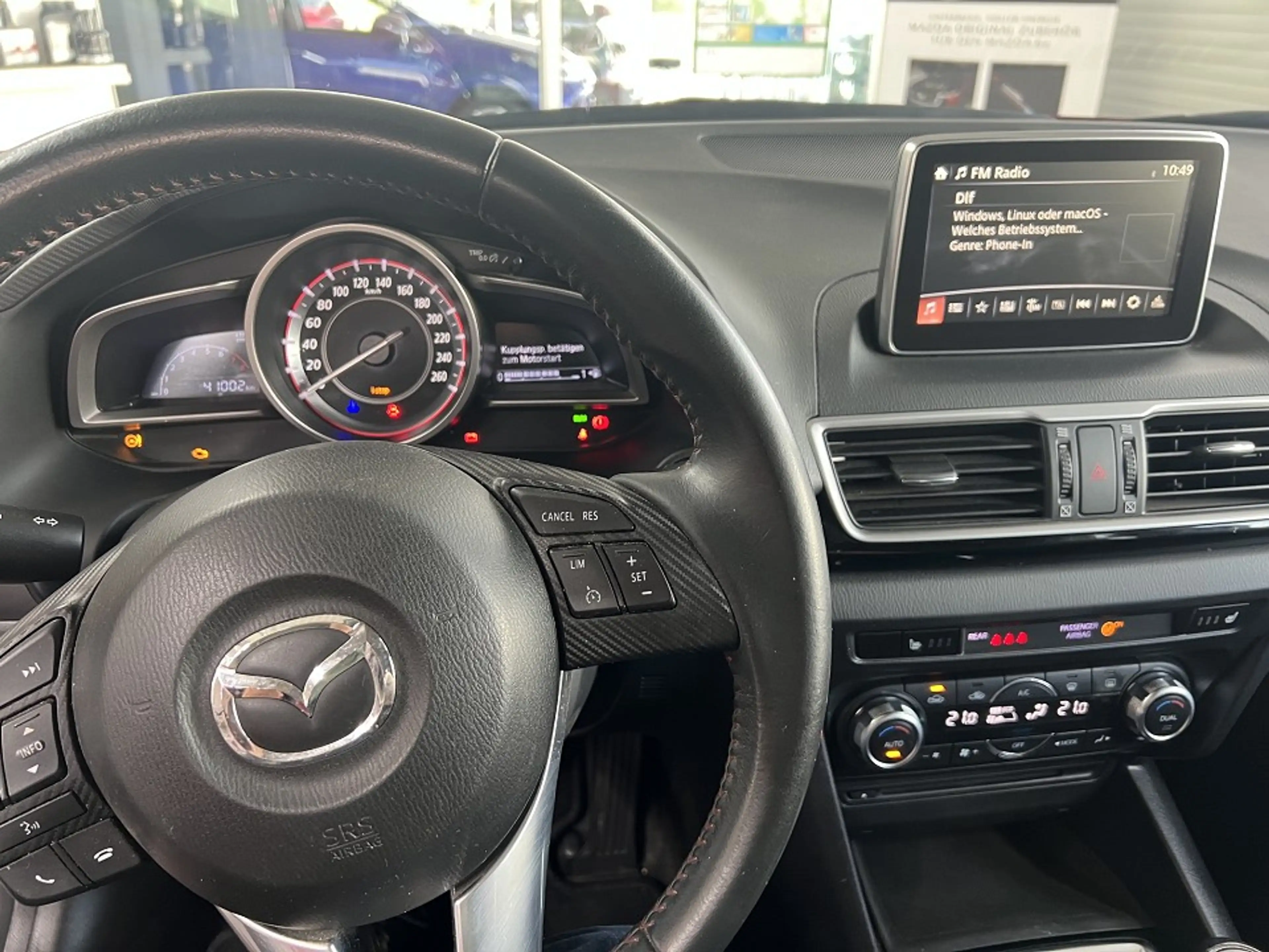 Mazda 3 SKYACTIV-G 120 6GS AL-CENTER TOU-P — photo 10