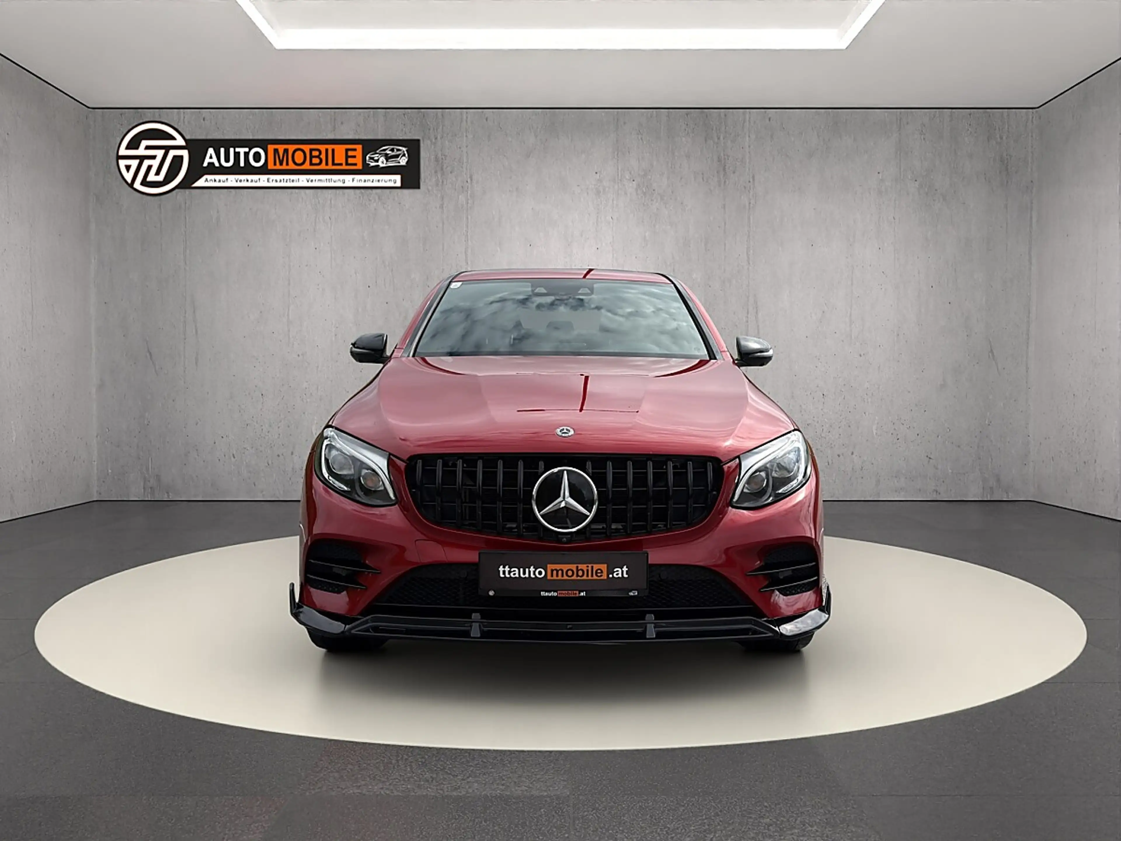 Mercedes-Benz GLC 43 AMG Coupé 4MATIC — photo 3