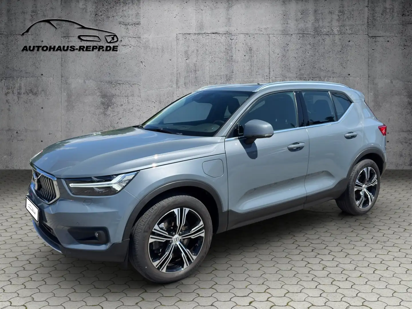 Volvo XC40 T4 Recharge Inscription Plug-In Hybrid FWD Gris - 1
