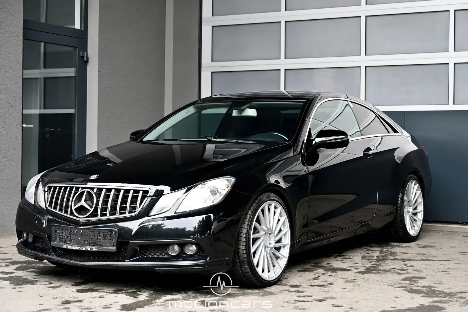 Mercedes-Benz E 350 E-Klasse E 350 CDI BlueEFFICIE Pickerl NEU Schwarz - 1