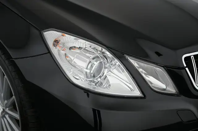 Mercedes-Benz E-Class view 15