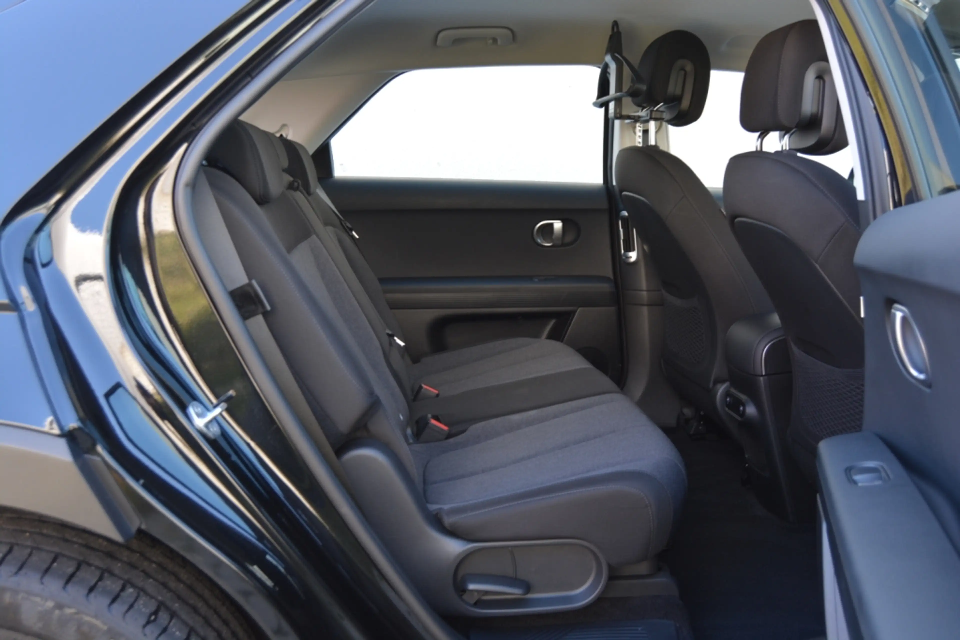 Hyundai IONIQ 5 Core 58KW Navigatie, Adaptive cruise, Apple Carplay, 2023 — photo 5