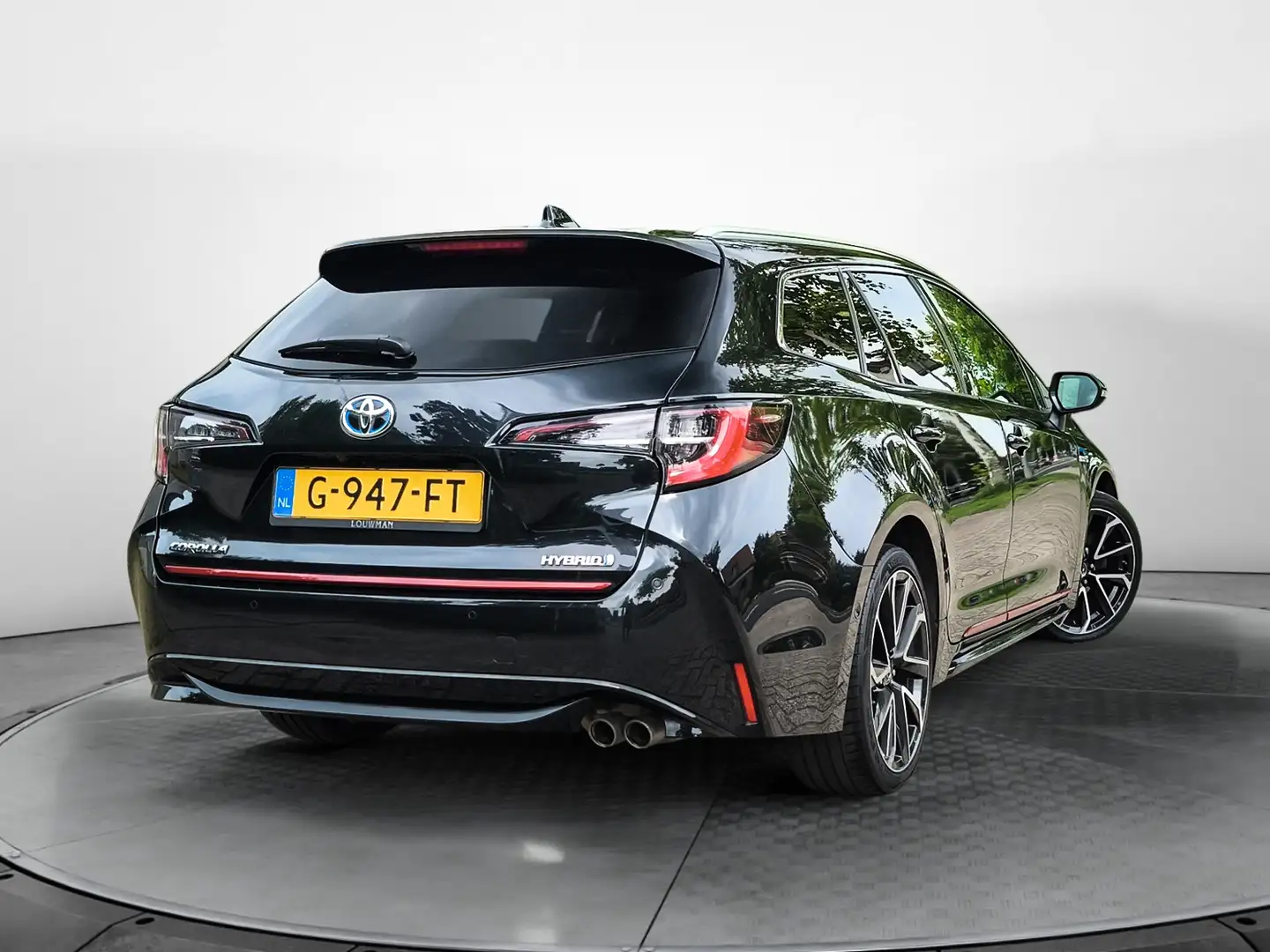 Toyota Corolla Touring Sports 2.0 Hybrid Premium (184 PK) 1e-Eig. Negru - 2