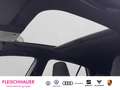 Volkswagen Golf VIII  2.0 TDI R-Line  HUD AHK PANO IQ H&K Weiß - thumbnail 16
