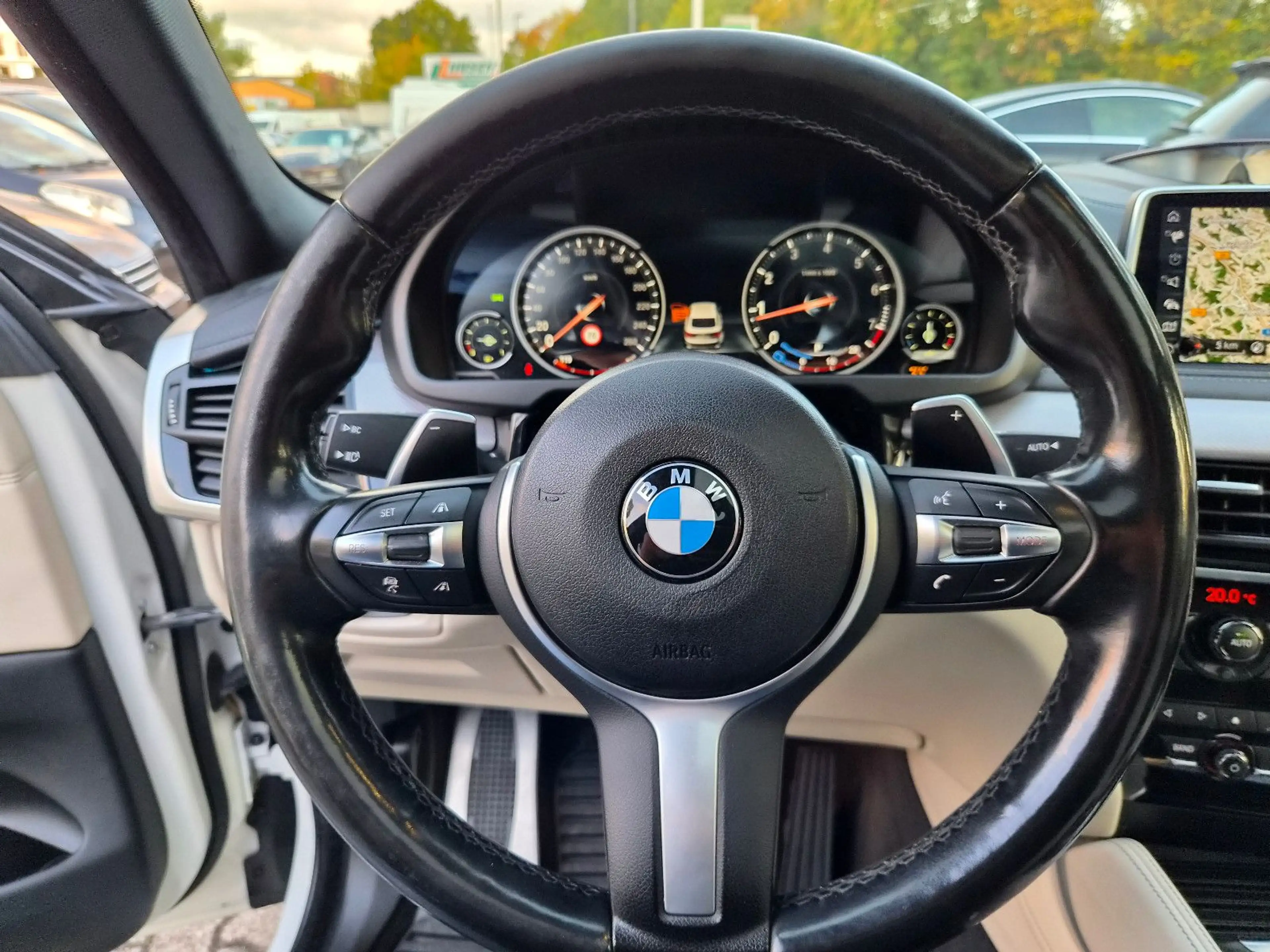 BMW X6 xDrive 35 i M-Paket Performance — photo 15