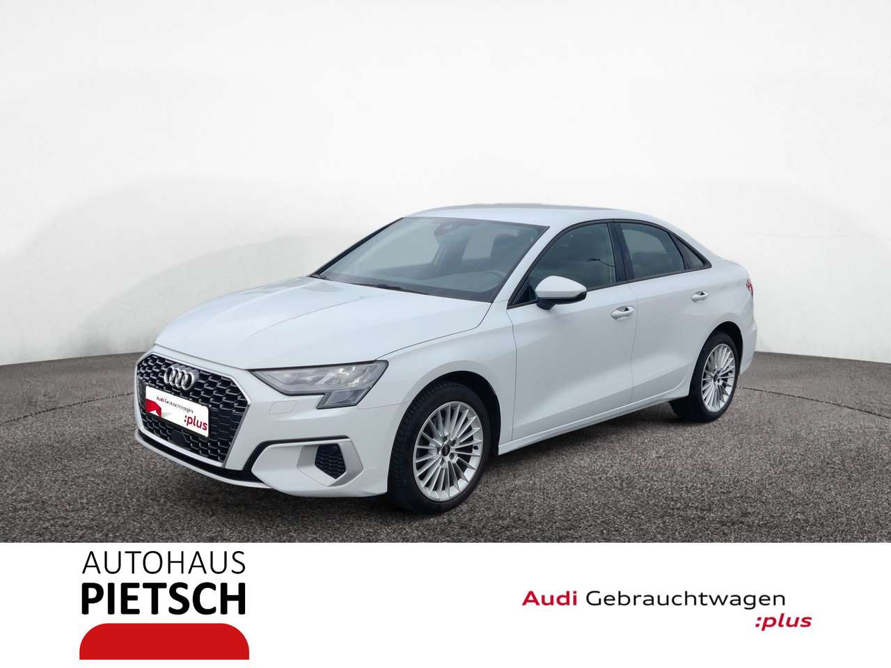 Audi A3 2022 — 30 TFSI S line Sitzhzg