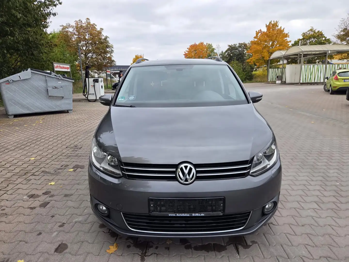 Volkswagen Touran Comfortline+NAVI+TÜV 05/2027 Grau - 2