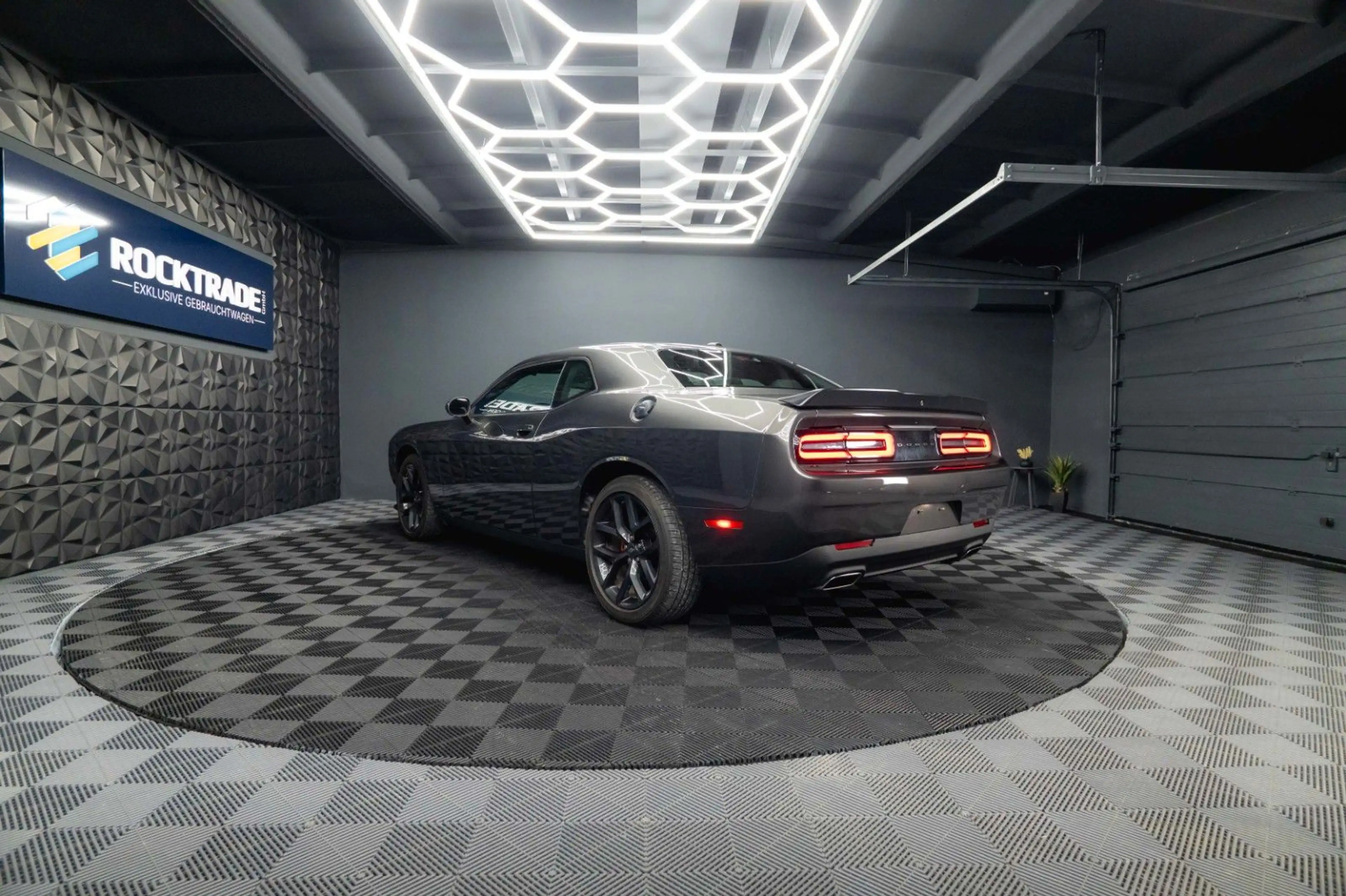 Dodge Challenger 3.6 V6 GT SRT Styling LAST CALL 19% — photo 14