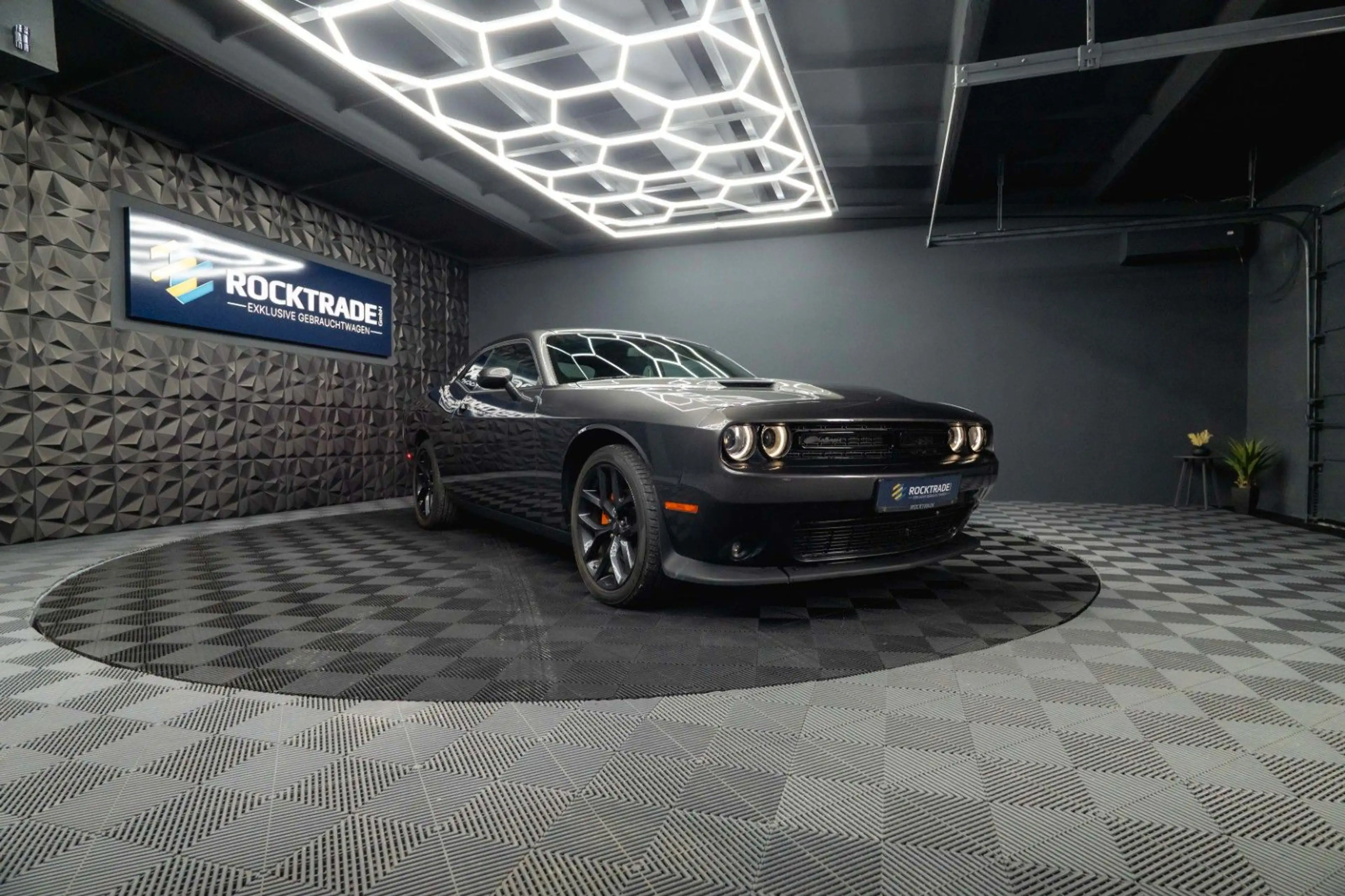 Dodge Challenger 3.6 V6 GT SRT Styling LAST CALL 19% — photo 7
