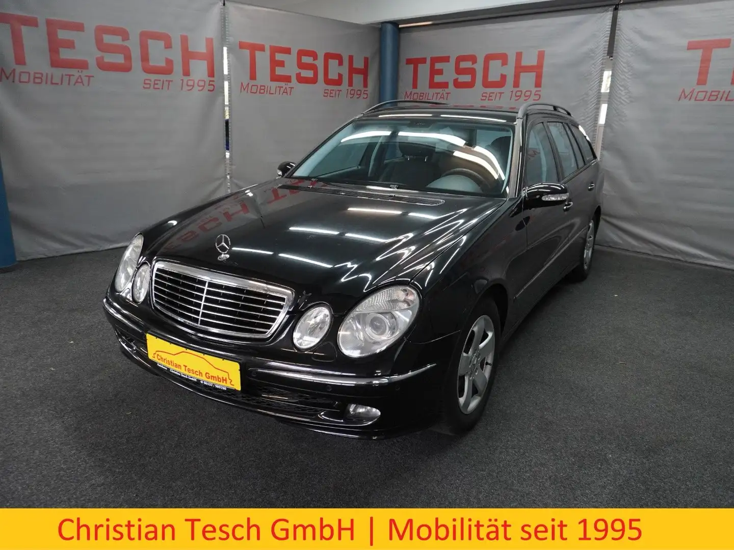 Mercedes-Benz E 200 |TEMPOMAT | KLIMA | SITZHZG | PDC vo+hi Schwarz - 1