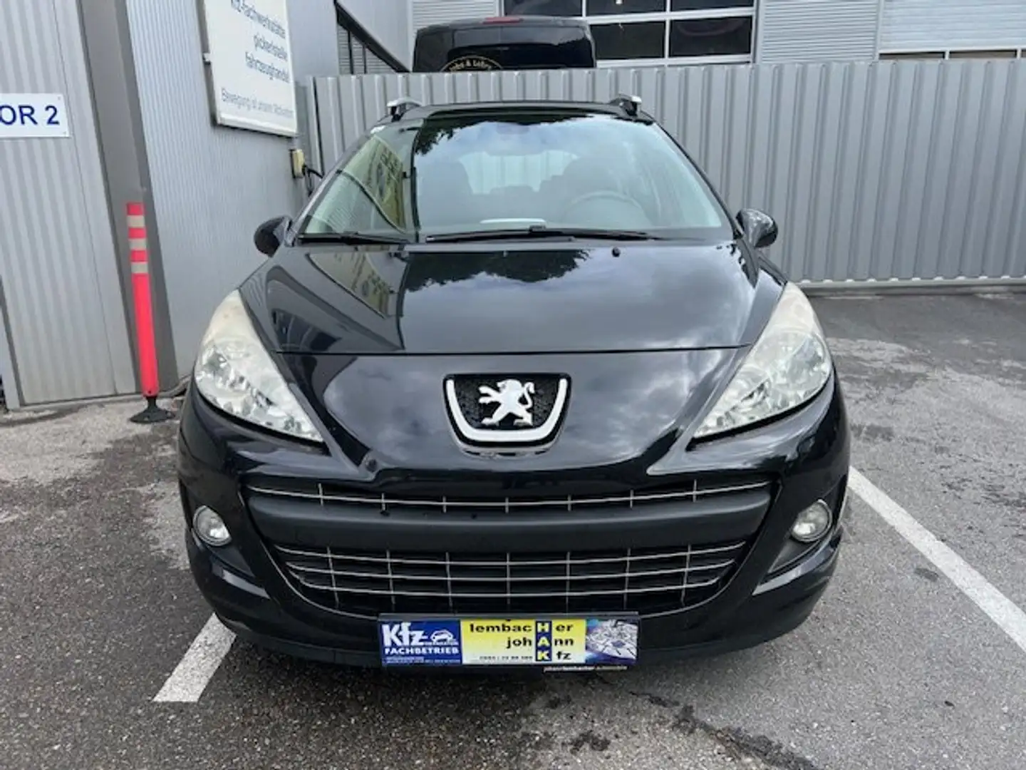 Peugeot 207 Tendance Noir - 2