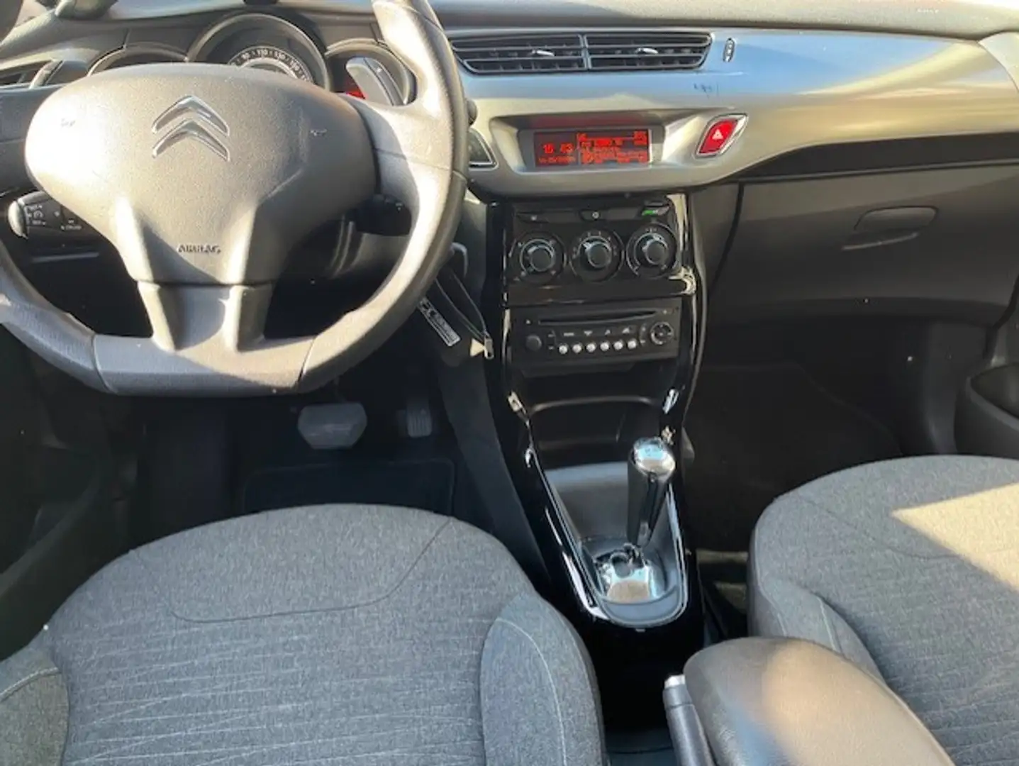 Citroen C3 1.2 VTI Tendance Automaat Blanc - 2