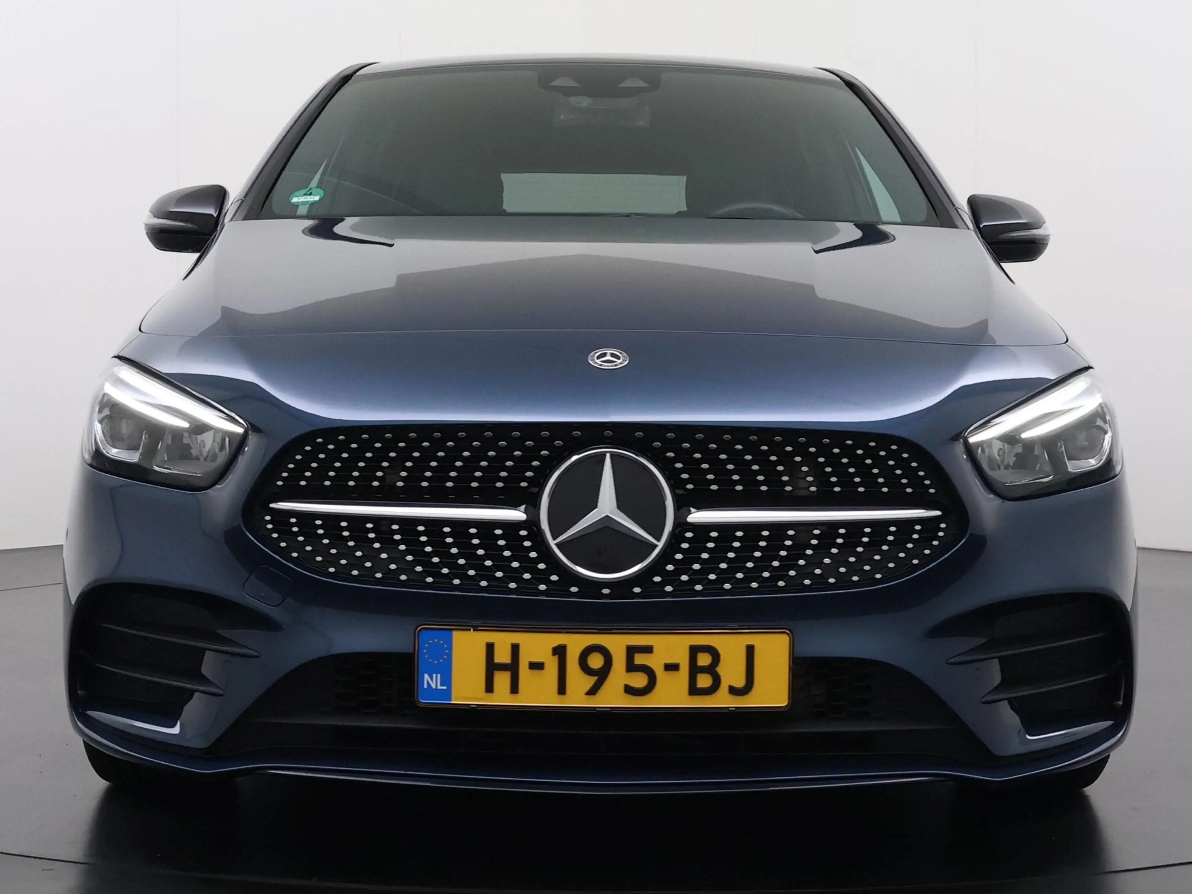 Mercedes-Benz B 220 Launch Edition Premium | AMG | Keyless | Sfeerverl — photo 8