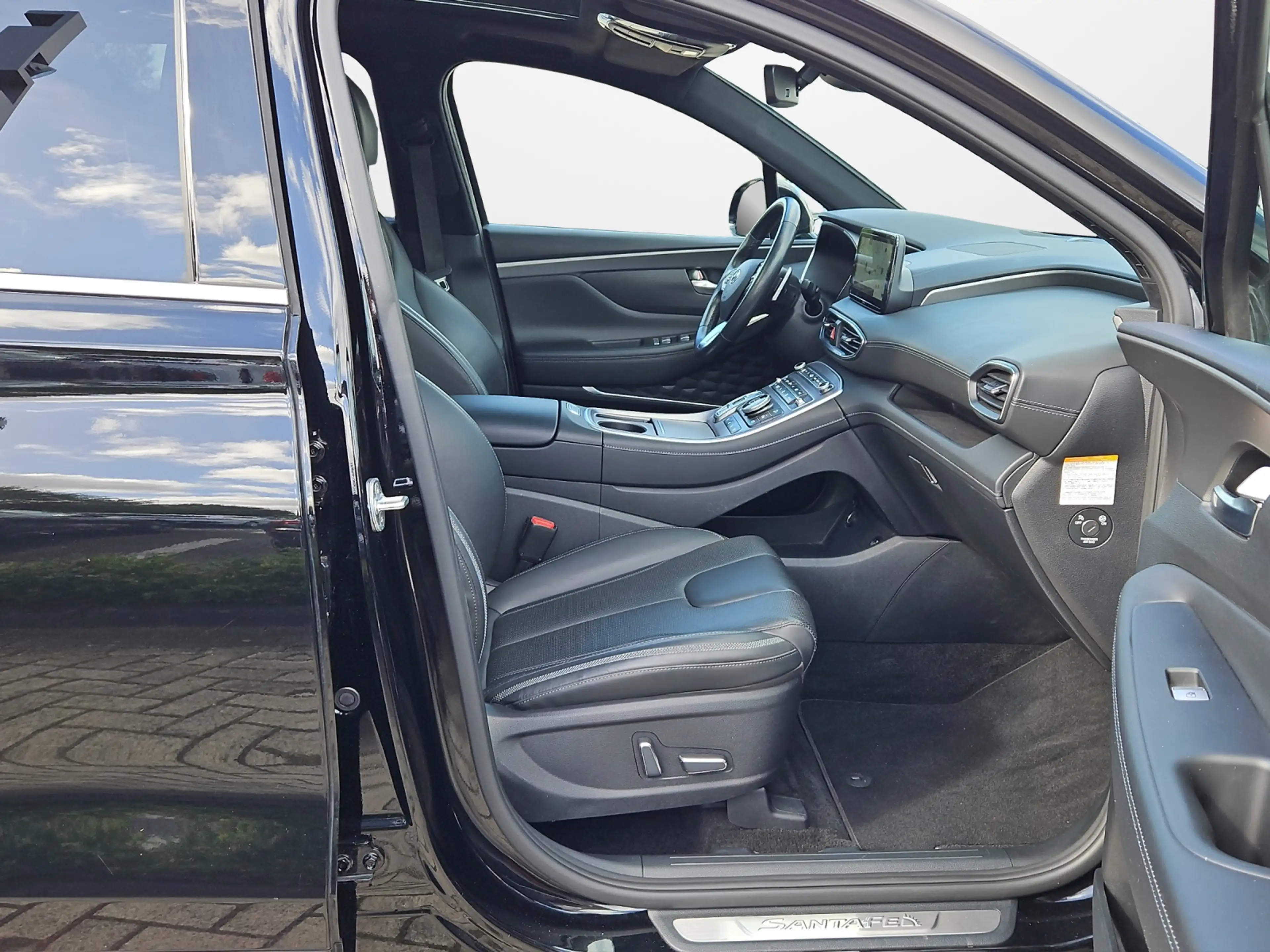 Hyundai SANTA FE Signature Plug-In Hybrid — photo 13