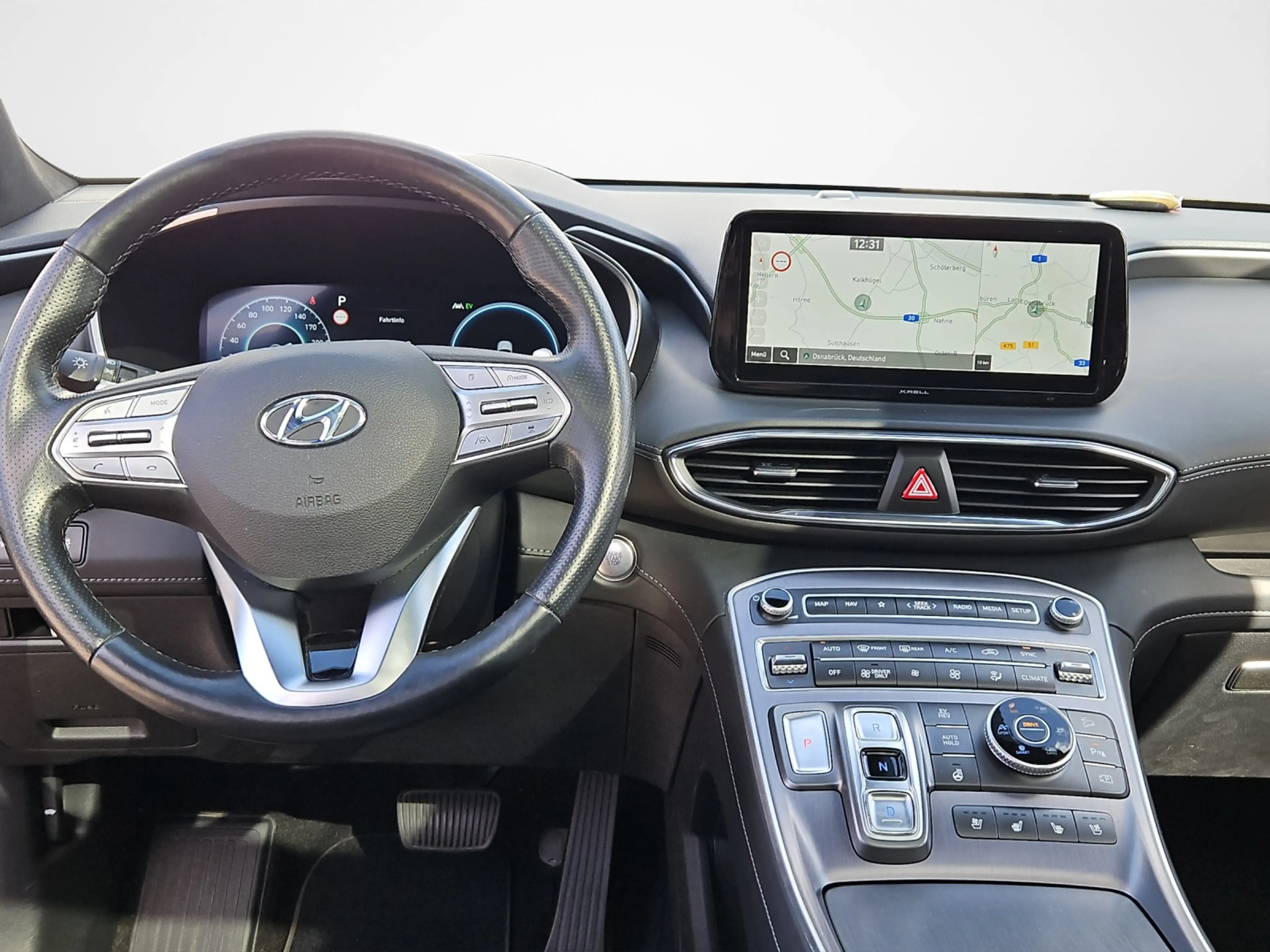 Hyundai SANTA FE Signature Plug-In Hybrid — photo 8