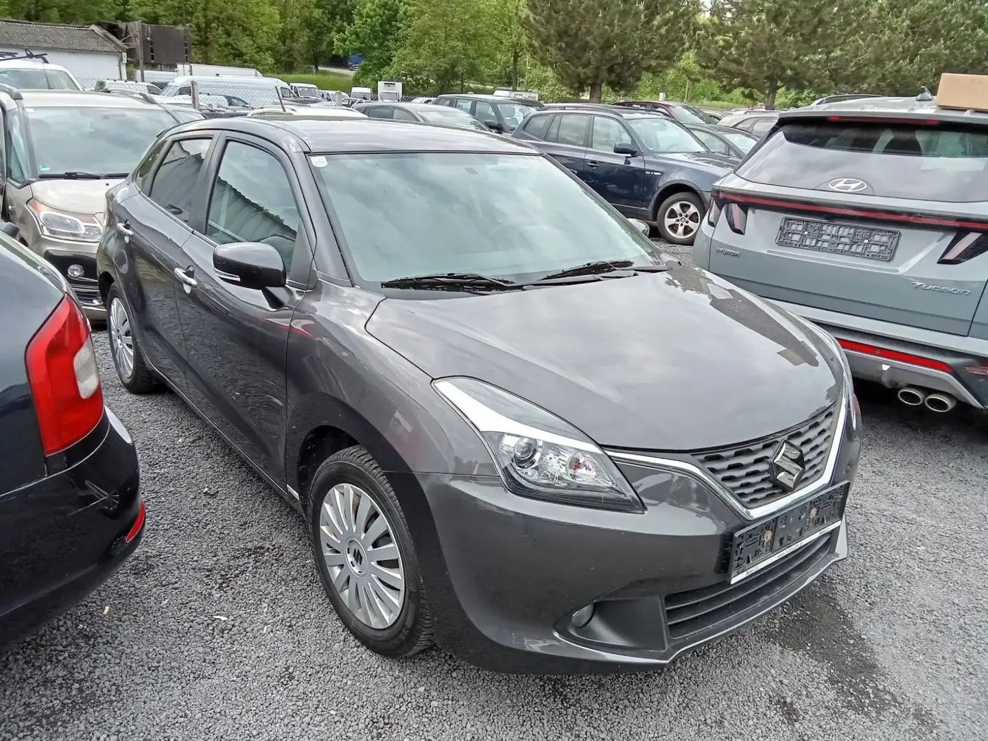 Suzuki Baleno Basic Černá - 2