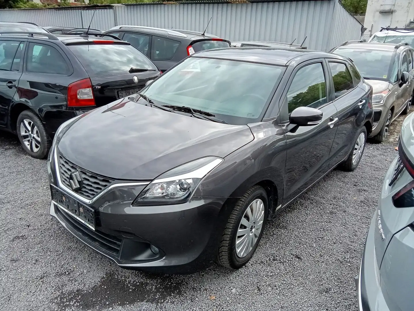 Suzuki Baleno Basic Černá - 1