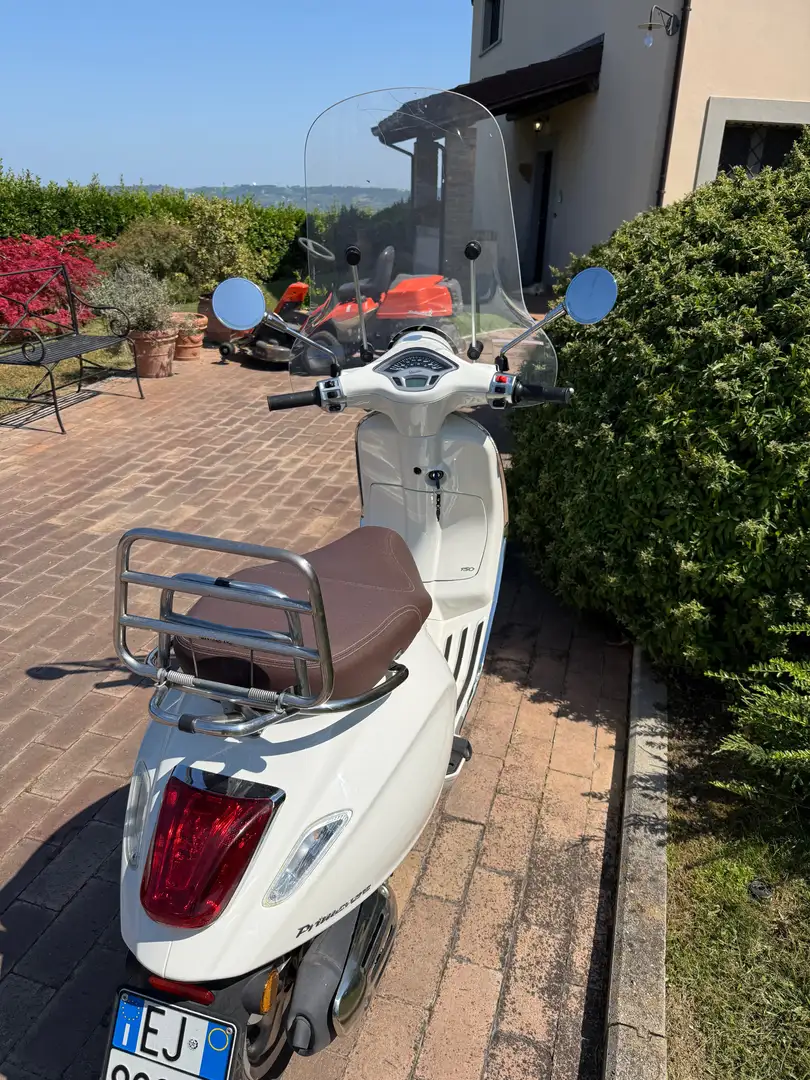 Vespa Primavera 150 3V Bianco - 2