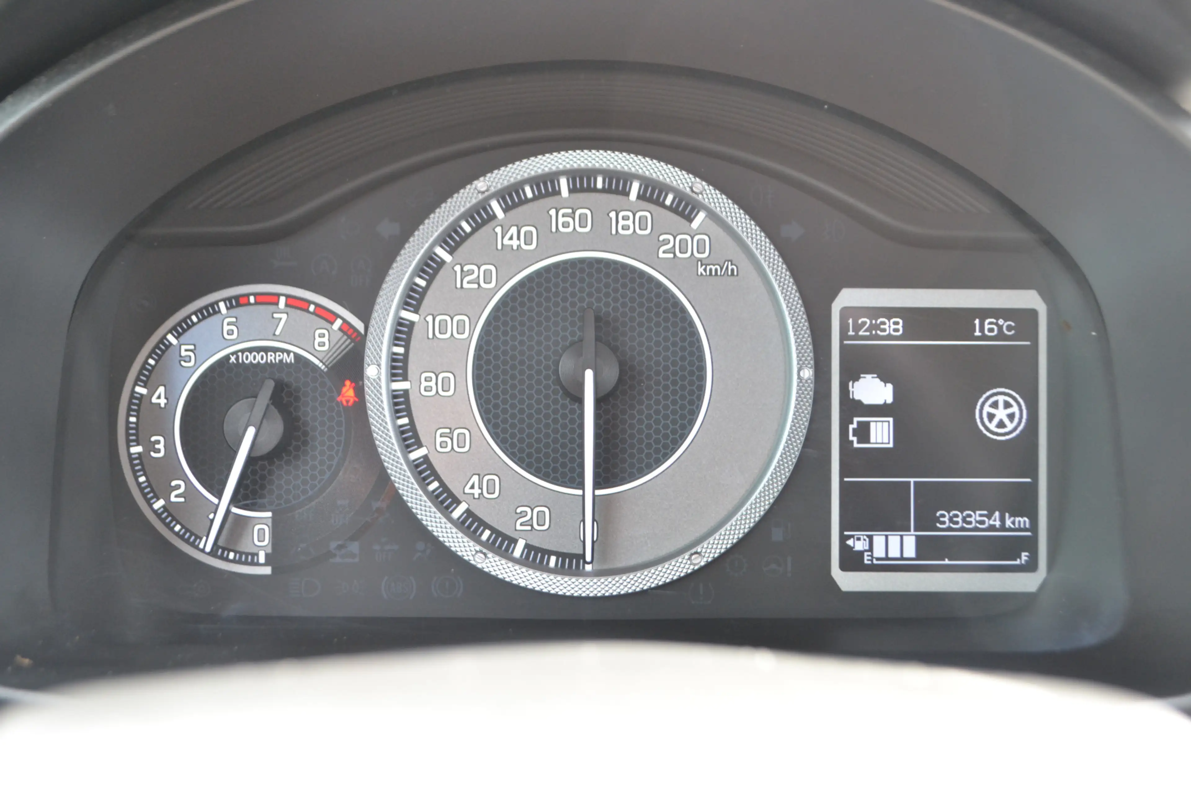 Suzuki Ignis 1.2 Smart Hybrid Comfort — photo 9