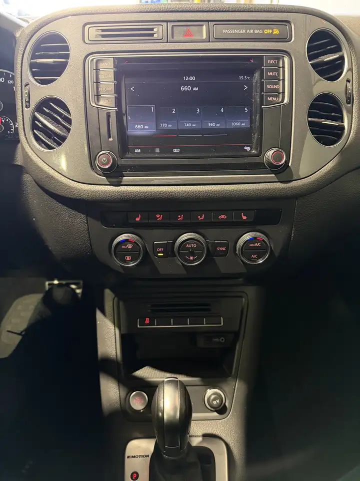 Volkswagen Tiguan снимка Volkswagen Tiguan