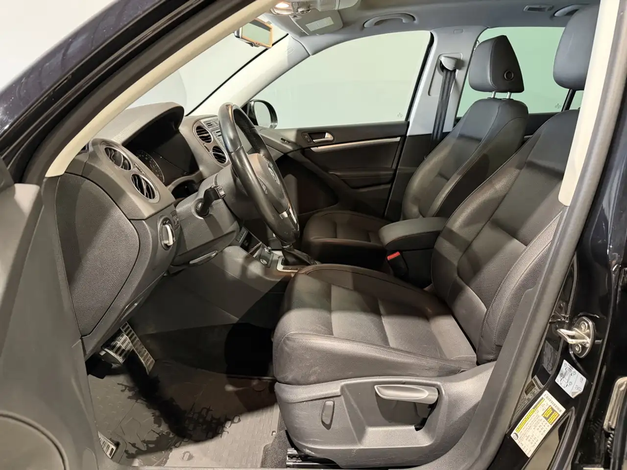 Volkswagen Tiguan снимка Volkswagen Tiguan