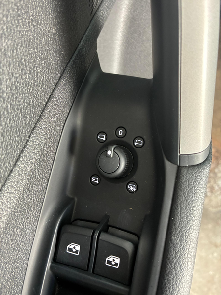 Audi Q2 1.5 TFSI DSG LED SHZ PDC KAMERA SHZ ACC — photo 10