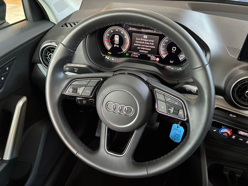 Audi Q2 1.5 TFSI DSG LED SHZ PDC KAMERA SHZ ACC — photo 25