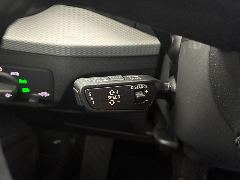 Audi Q2 1.5 TFSI DSG LED SHZ PDC KAMERA SHZ ACC — photo 9
