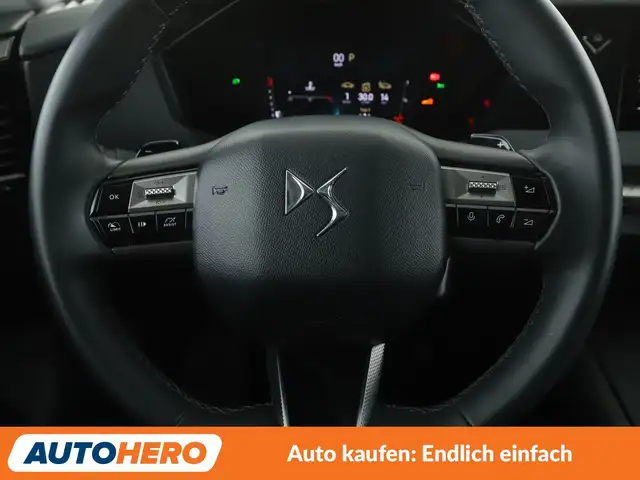 DS Automobiles DS 4 view 19