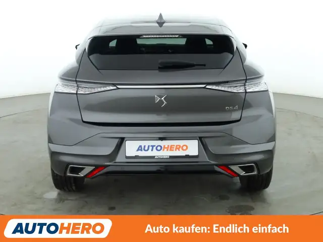 DS Automobiles DS 4 view 5
