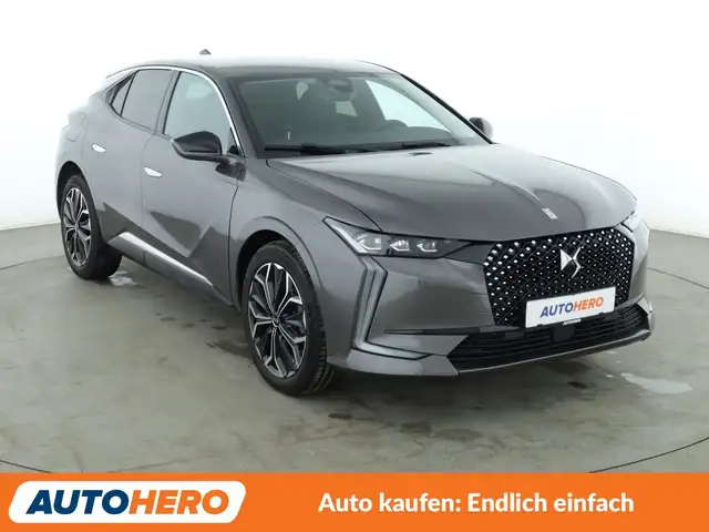 DS Automobiles DS 4 view 8