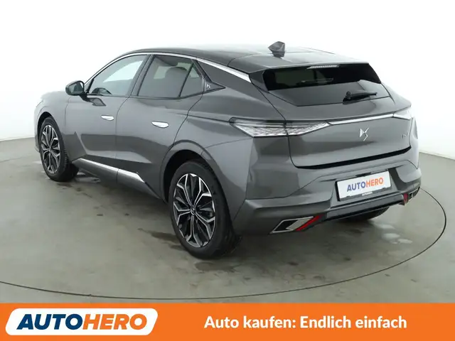 DS Automobiles DS 4 view 4