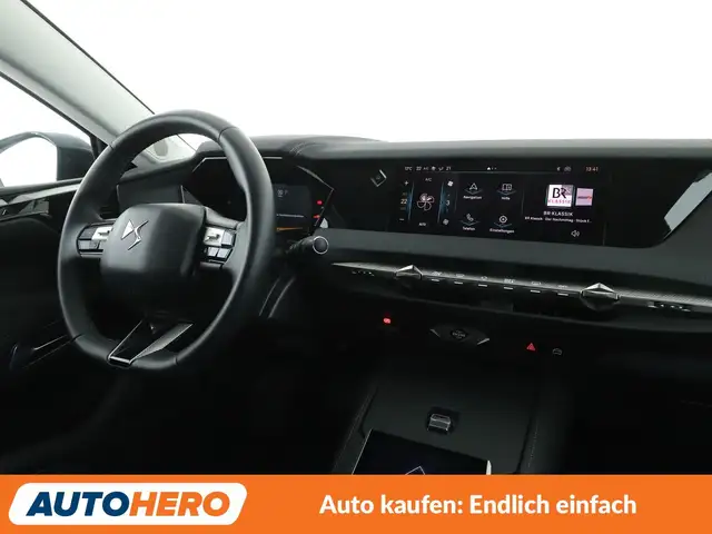 DS Automobiles DS 4 view 13