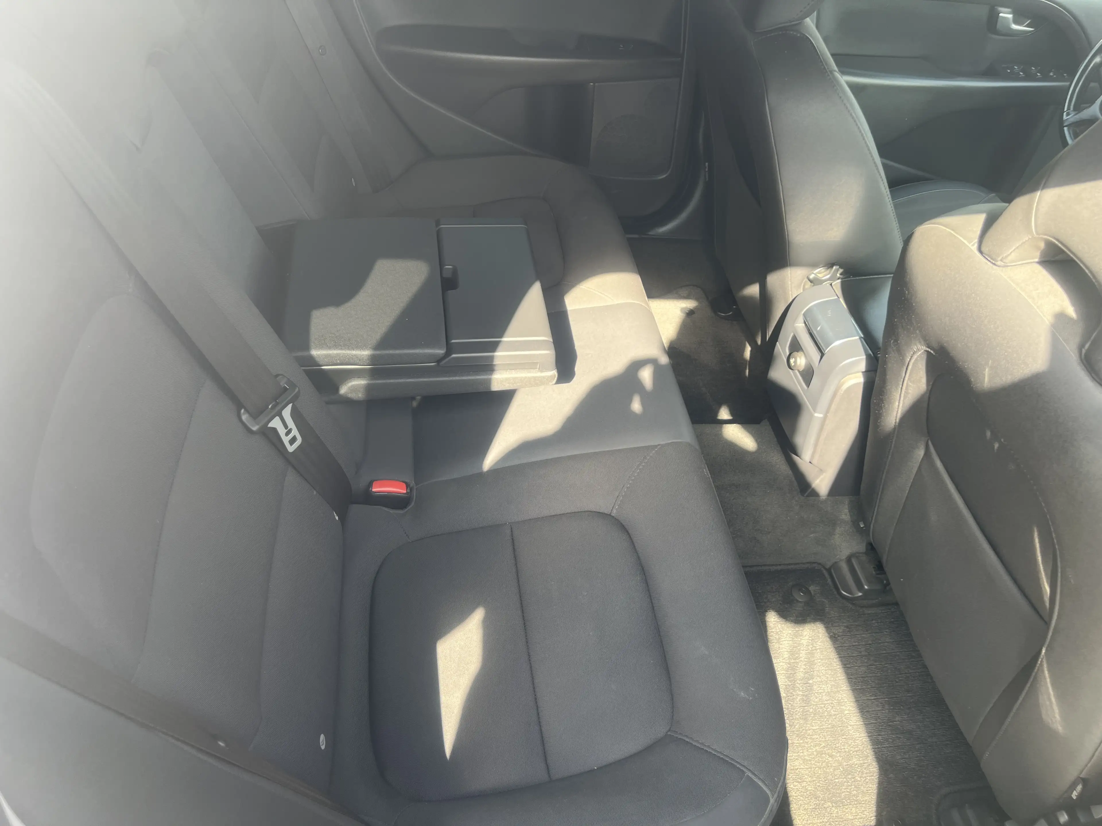 Volvo V70 Kinetic — photo 9