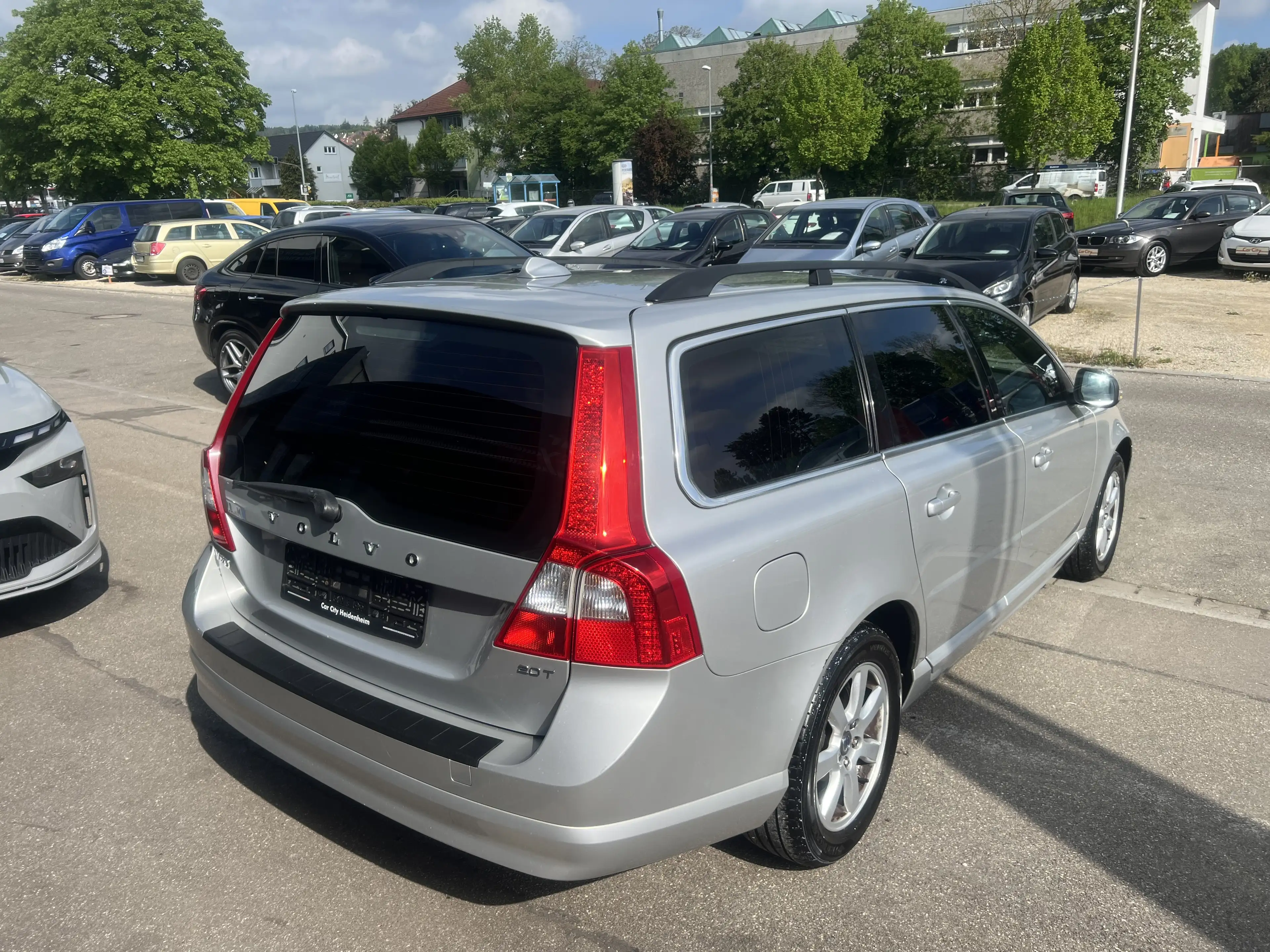 Volvo V70 Kinetic — photo 3