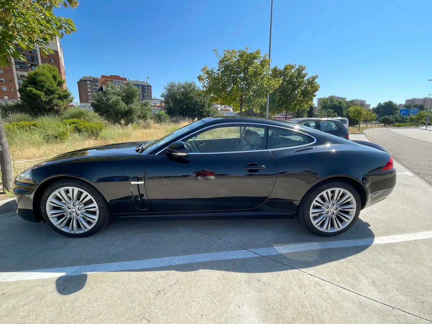 Jaguar XK XK Coupé 5.0 V8 Portfolio Aut. Portfolio Negro - 2