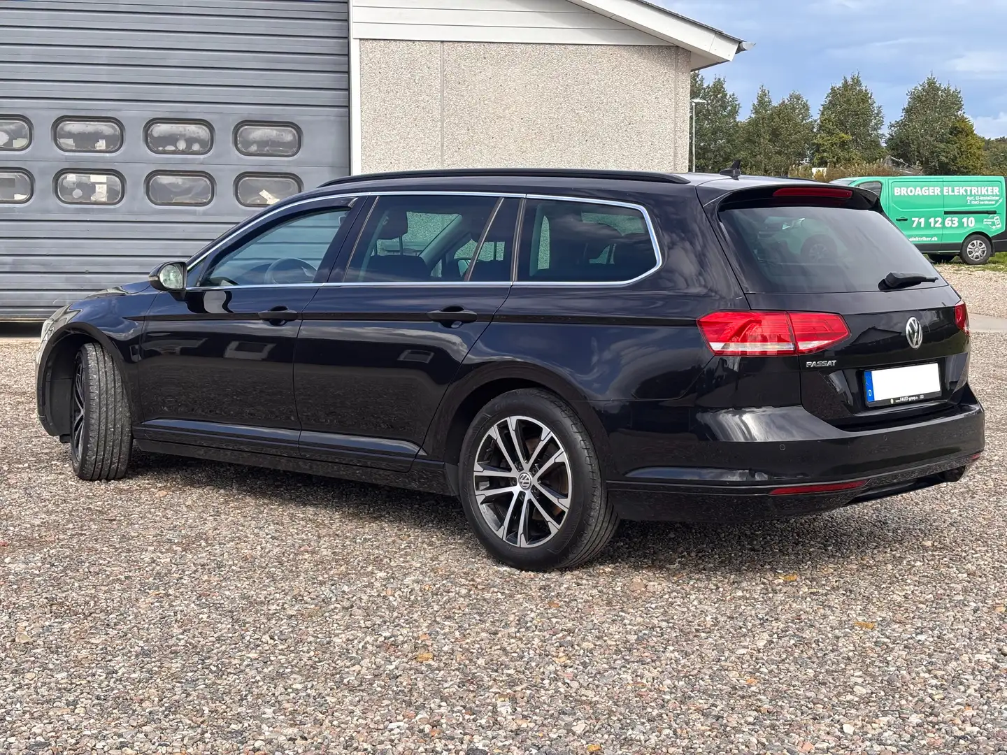 Volkswagen Passat Variant Passat Variant 2.0 TDI (BMT) Comfortline Schwarz - 2