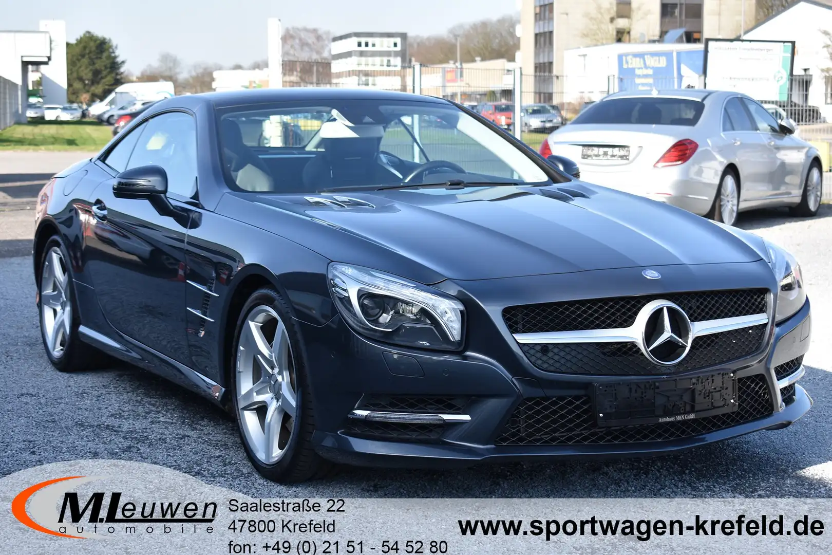 Mercedes-Benz SL 350 Sport-Paket AMG AMG-Line *PANO*AIRSCARF*LEDER* Grau - 2