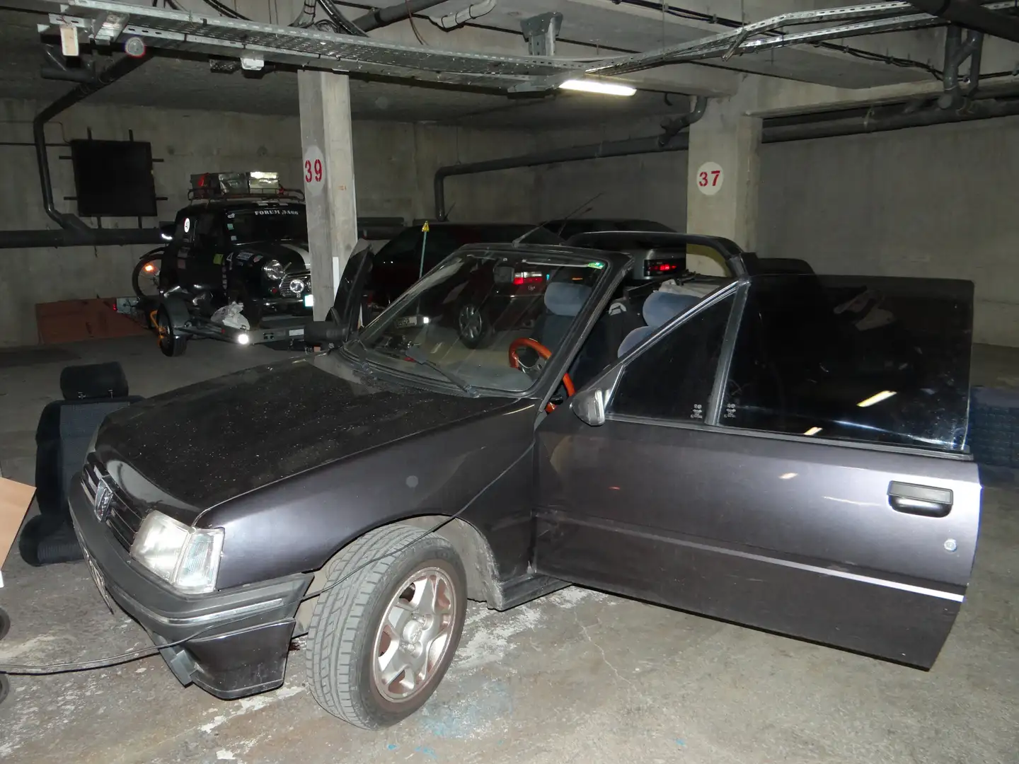 Peugeot 205 Cabriolet 1.4 CT Violet - 1