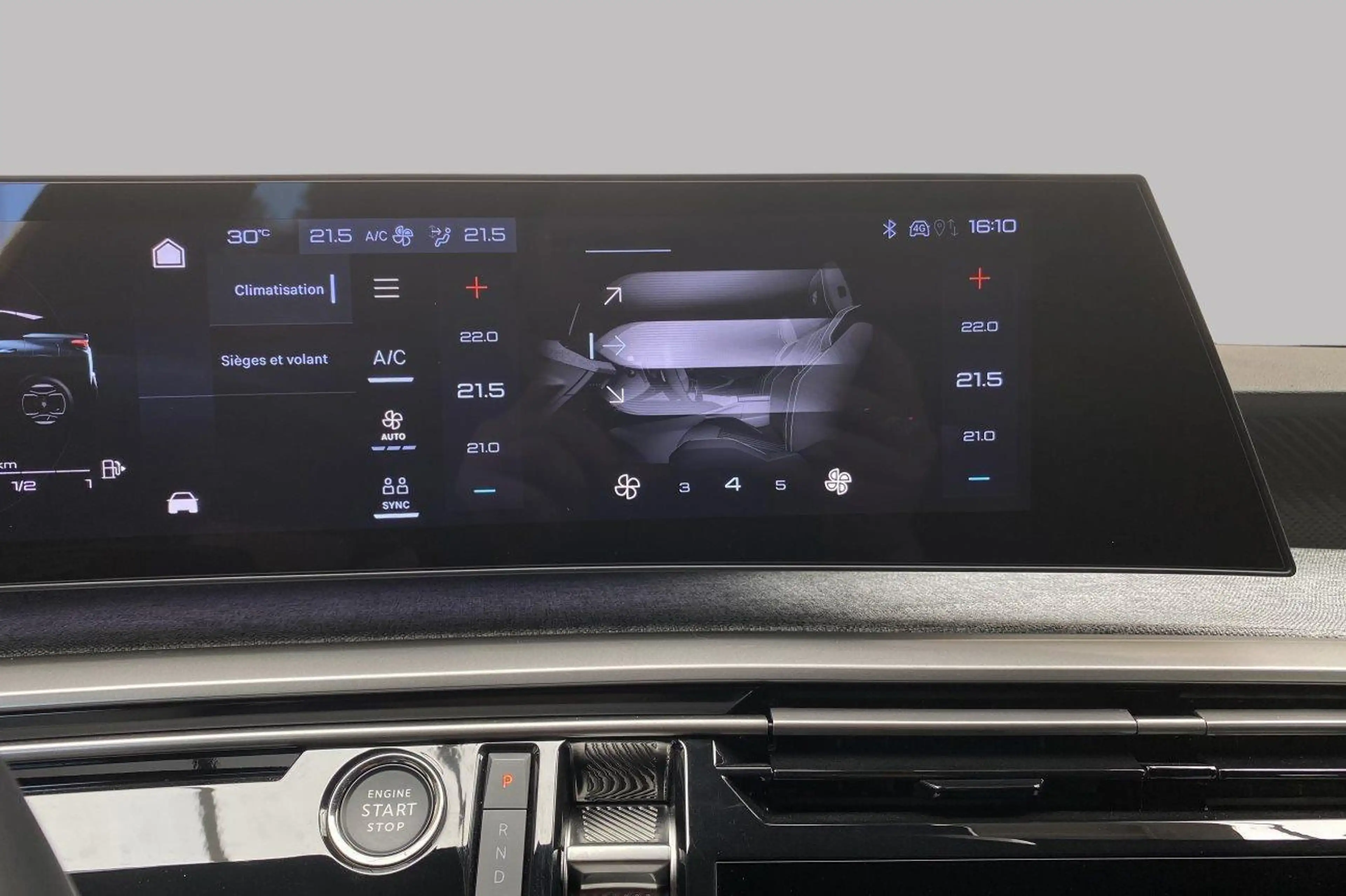 Peugeot 3008 Allure - HYBRID — photo 15