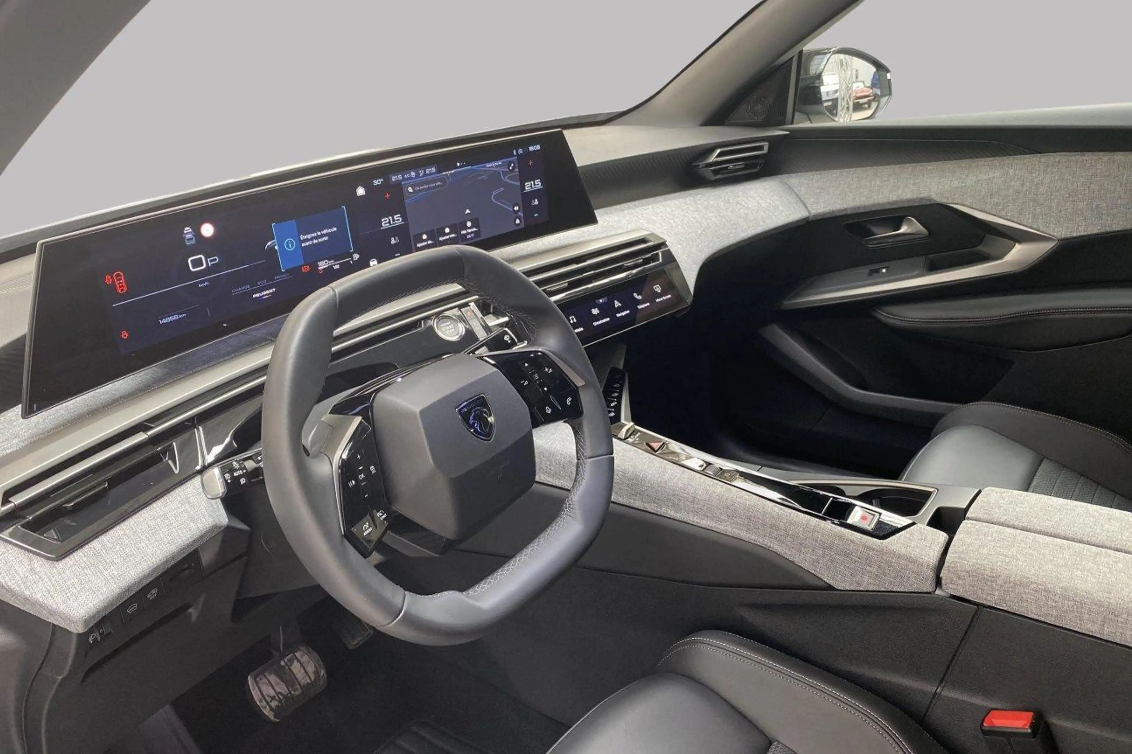 Peugeot 3008 Allure - HYBRID — photo 9