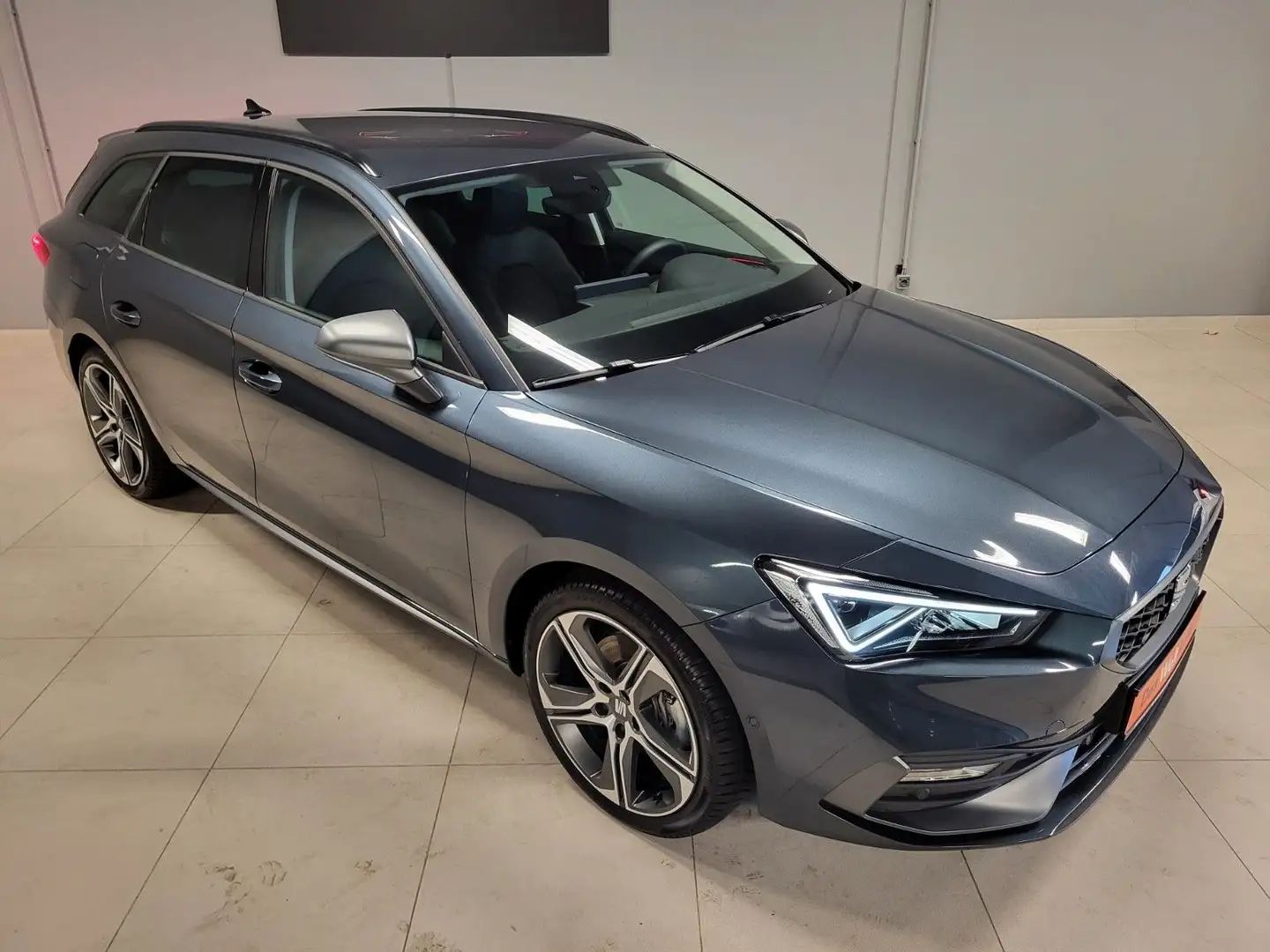 SEAT Leon Sportst. -FR Plus- 2.0 TDI DSG *Garantie* Gris - 1
