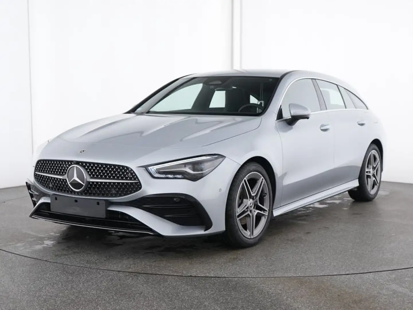Mercedes-Benz CLA 180 SB AMG-Line Silber - 2