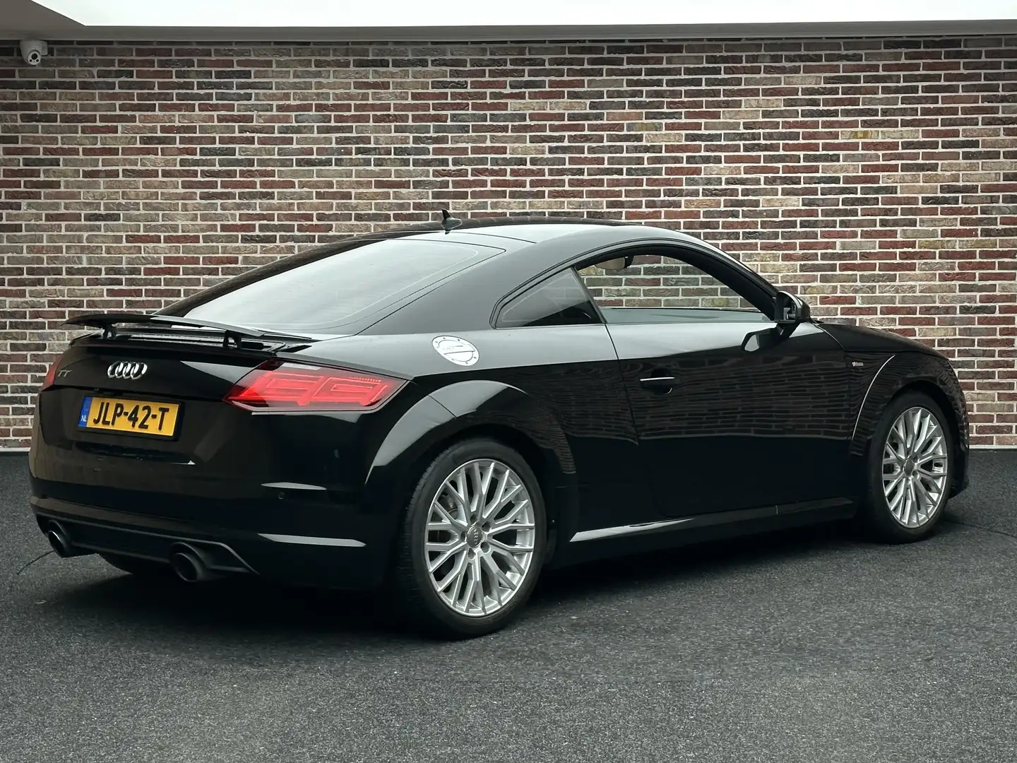 Audi TT 1.8 TFSI Pro Line S Stoelverwarming | Camera | Dig Negro - 2