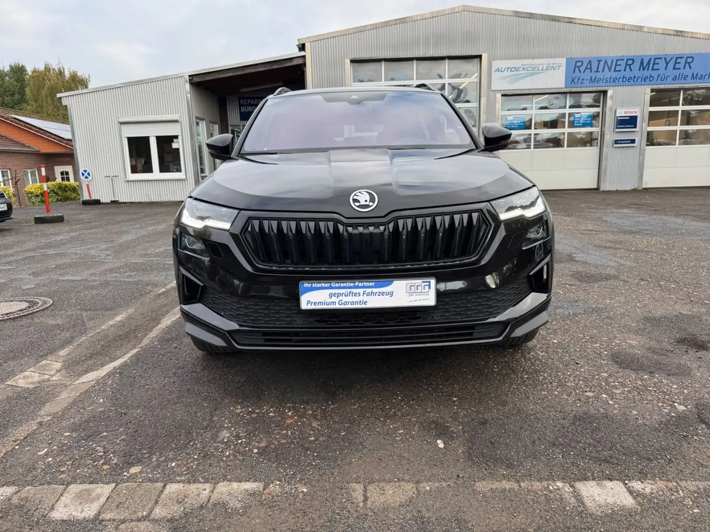 Skoda Karoq Sportline 4x4 Vollleder/19 Zoll Alu Schwarz - 2