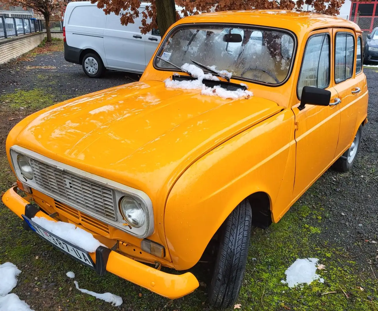Renault R 4 Oranje - 1