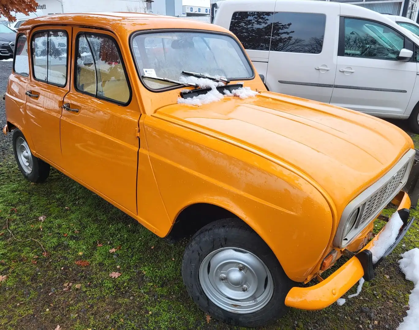 Renault R 4 Оранжевий - 2