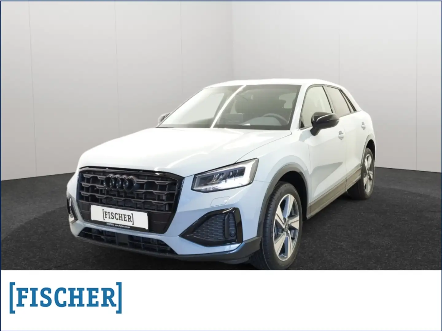 Audi Q2 35TFSI S-tronic advanced  LED AHK SHZ Rear View PD Grau - 1
