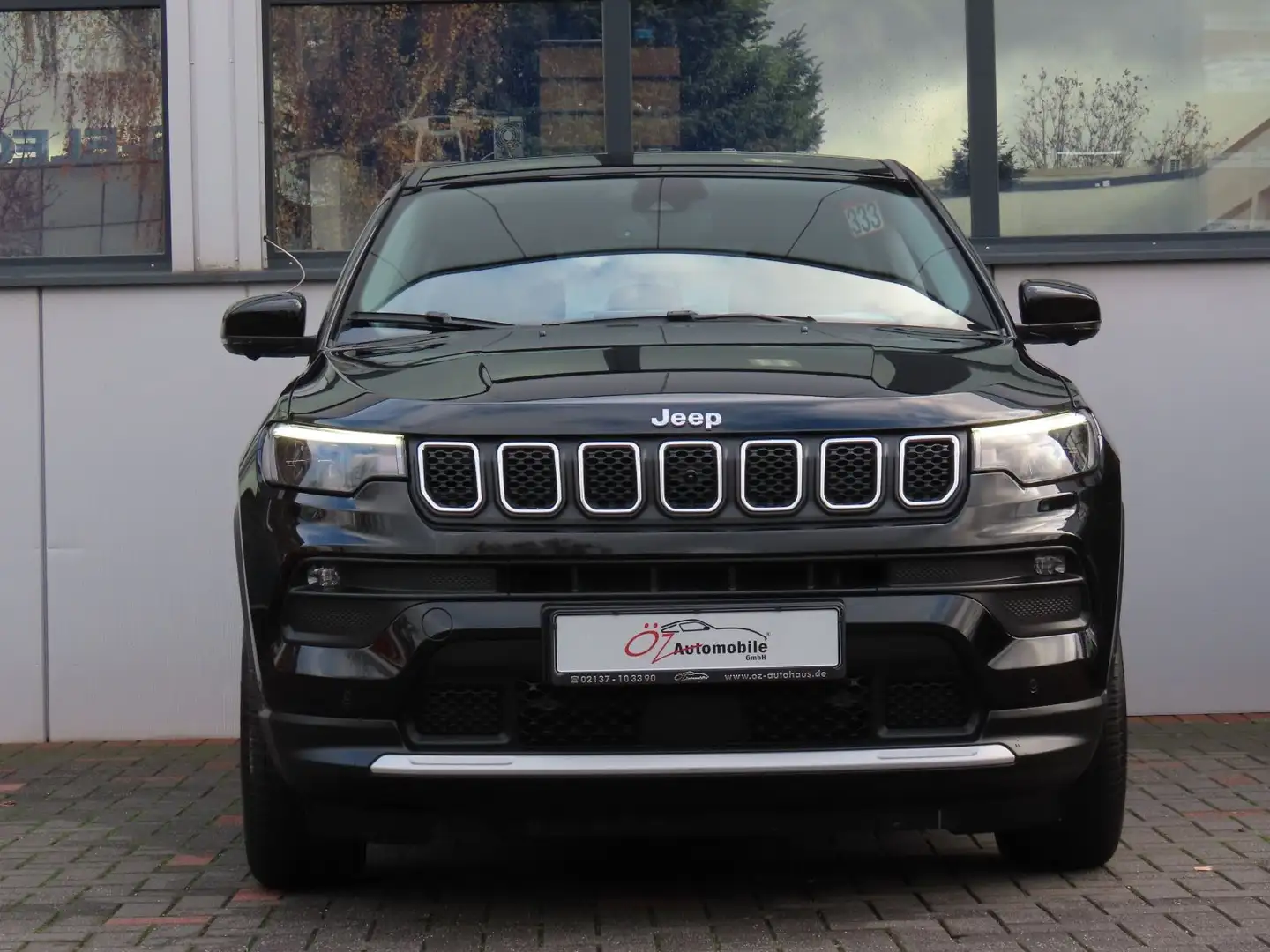 Jeep Compass 1.5 GSE T4 Autom. Keyless Sitzheiz. 360° Noir - 2