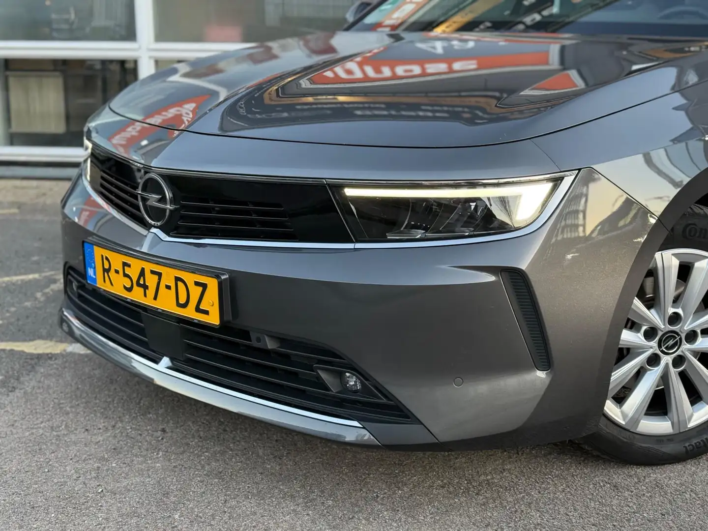 Opel Astra 1.2 Edition | Airco | Cruise | NAP | Carplay Grijs - 2